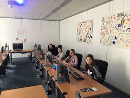Auch nach dem login im onlinebanking erfolgen. Girls Day 2019 Bei Der Degussa Bank Worksitenews