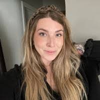 Rebecca Kinder's Instagram, Twitter & Facebook