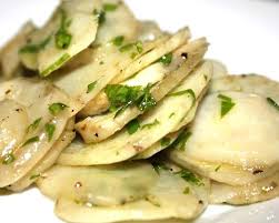 La particolarità del topinambur, oltre al suo sapore, sta nel suo elevato contenuto in termini di fibra (inulina, in particolare) e nel modesto quantitativo di amido: Topinambur O Topinambour Descrizione E Ricette Alimentipedia It