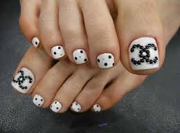 Nowadays, we can see many nail art salons at the corner of the street. Cute Easy Toenail Designs Easyday