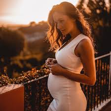 A atriz helena costa continua a mostrar nas redes sociais que é uma mãe babada, mesmo em alturas mais difíceis.… Helena Costa Abdicou De Paixao Antiga Por Causa Das Filhas