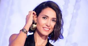 In fact, once again she is spending the summer on the island that has given her many special moments and days of relaxation and fun with her children. Caterina Balivo Accused Of Having Redone Makes An Unexpected Revelation About Her Body When You Put A Little Fat It Goes There Too Curler Ruetir
