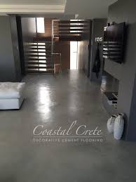 Coastal Crete Flooring Ash Grey Colour Screed Flooring Smooth Seamless Floor Colors Cement Floor House
