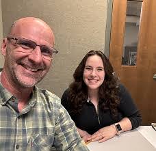 Peggy Dyson's Instagram, Twitter & Facebook