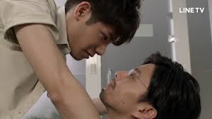 Right or Wrong #04 (2018)