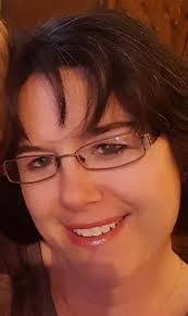 Avery Weathers's Instagram, Twitter & Facebook