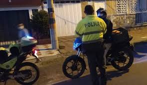 Del domingo 3 de enero. Toque De Queda Medellin Covid 19 En Medellin Habria Toque De Queda El Puente Festivo Medellin Caracol Radio