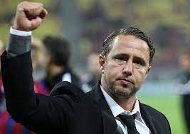 Laurenţiu reghecampf laurentiu reghecampf est un ancien footballeur roumain né le 19 laurentiu reghecampf — laurenţiu reghecampf spielerinformationen voller name laurenţiu. LaurenÈ›iu Reghecampf Oferta IncredibilÄƒ De La Al Wasl Dubai