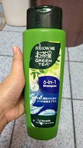 Stress dengan masalah rambut gugur, kelemumur, rambut nipis dan berbau busuk? Follow Me Green Tea 6 In1 Shampoo Reviews