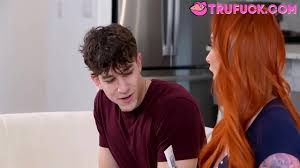 Stepmoms Mothers Day Cum Necklace - XNXX.COM