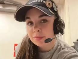 Starbucks employee shows off apron trick that gives you Brazilian butt lift  look - Daily Star