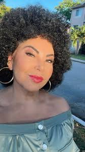 Tertuliando y compartiendo de lo lindo en uno de los mejores restaurantes  aquí mismo en el corazón de #kendall con nuestra querida @pattylavalle...