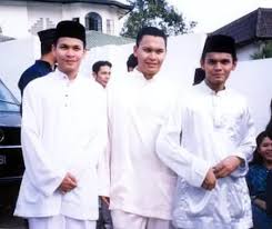 Get all the lyrics to songs by edry abdul halim and join the genius community of music scholars to learn the meaning behind the lyrics. My Reveries Version 2 Wbb S Blog