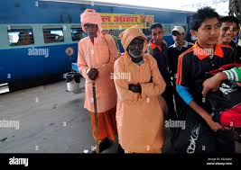 Lucknow train station hi-res stock ...