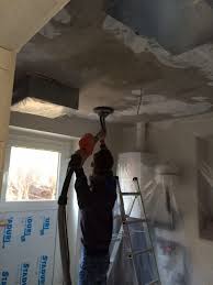 Für das decke verputzen kann zwischen rollputz oder streichputz gewählt werden. Pin Auf Anleitung Umbau Einbau Ausbau