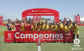 Estos son los partidos y horarios de los cuartos de final de esta xxix edición del torneo laliga promises santander que se disputarán este. Laliga English On Twitter Xxx Fcbmasia Xxix Canteragrogueta Congratulations To Both This Year S Laligapromises Santander Champions Https T Co 5ev53e6ewu