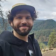 Lucas Edwards (@gingerstork)