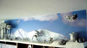 Facebook user zipidi doodah (we're gonna guess that's not the name listed on his birth certificate) wanted to create a diorama of the battle of hoth. Hoth Battle Diorama Star Wars Action Figures Display Star Wars Diy Star Wars Art