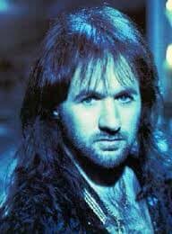 Tony martin and Tony iommi during a signing in 1989..👍