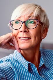 That is why older people are favoring short hairstyles for grey hair and glasses. 95 Incredibly Beautiful Short Haircuts For Women Over 60 Lovehairstyles