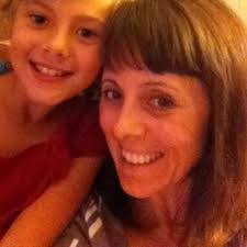 Roxanne Field's Instagram, Twitter & Facebook