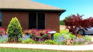 Landscape Design Idea Front Of House Flower Bed Maple Roses Holly Salvia Hamlen Grass Lantana Loro Landscape Design House Front Front House Landscaping