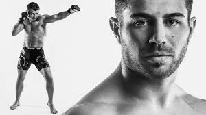 Aquí tenemos la entrevista de un campeón Manuel Masso Rabadan. -Para  nosotros has sido y eres un referente en el mundo del Boxeo. Tengo muchas  historias y anécdotas vividas contigo. Fuiste un