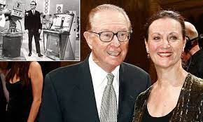 Aug 05, 2021 · brian henderson net worth. Brian Henderson Is Fighting His Fourth Battle Against Cancer Daily Mail Online