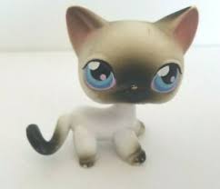 Oh, and theres the siamese short hair cat too. Littlest Pet Shop Lps Shorthair Kitty Cat White Black Siamese Blue Eyes 5 Ebay