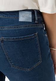 Join facebook to connect with shakira blue and others you may know. Brax Style Shakira Jeans Skinny Fit Slightly Used Regular Blue Blau Zalando De