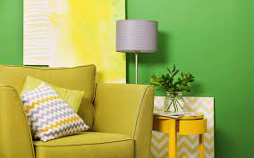 Beige is a warm color that offers a comfortable feeling in the hallway. 5 Unexpected Wall Colour Combinations For 2020