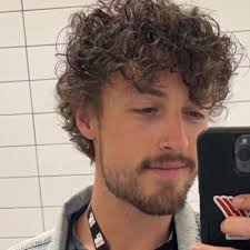 Caleb Davidson (@calebdavidson_)