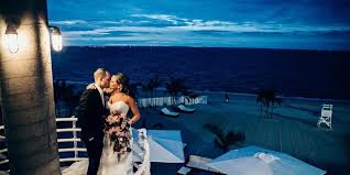The Crescent Beach Club Weddings Get Prices For Wedding Venues In Ny Beach Club Venues Wedding Pictures