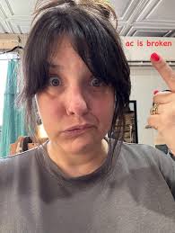 Is mannys in winterhaven open the 4th of july