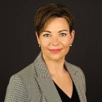 Aimee Minter's Instagram, Twitter & Facebook