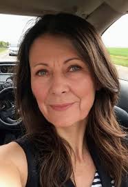 🌹Hi I'm looking for a new friend, I don't care where you're from Give me a  little hello Hello little there is no charge. But a little hello It means a  lot