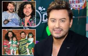 Katherine Ryan admits she hired a midwife to queue up at 4am for Taylor  Swift tickets for her daughter