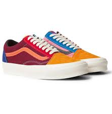 Check spelling or type a new query. 10 Best Colorful Sneakers For Men 2021