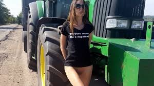 decided to seduce a tractor