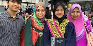 Jul 23, 2008 · melancong merupakan salah satu aktiviti yang amat menyeronokkan. 14 Cara Terbaik Untuk Pelajar Menyimpan Duit Dengan Berkesan