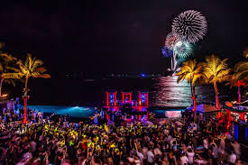 Nye new years eve 2022 nyc new years eve parties we recommend. The Best 2019 New Year S Eve Parties And Events In Hawaii Hawaii Magazine