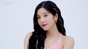 권은비 (KWON EUNBI) on X: [🎥] [Behind] SUDDEN ATTACK Photoshoot🎮 ▷  t.couTWGzAsH9m 권은비 KWONEUNBI 서든어택 t.coohGFfIkHEi  X