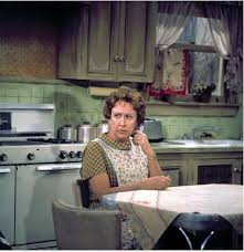 Jean Stapleton Dies All In The Family Actress Was 90 Jean Stapleton All In The Family Edith Bunker