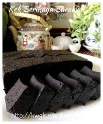 Kek dilapisi dengan buah prune dan diadun dengan rempah kek lapis. Kek Hati Parit Archives Guai Shu Shu