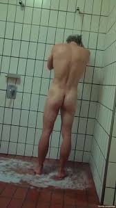 Spy guy in shower - video 2 - ThisVid.com