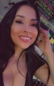 💗Sunday Funday Continues..💗 Come hang out with Lisa working behind the  bar from 8pm-2am. We have $3.75 drink and shot specials all night including  fireballll!!!! 🎤Karaoke Night w/ Dj Rito9:30pm-1:30am 🎯DART TOURNAMENT🎯