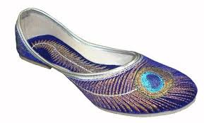 Handcrafted Luxury Womens Velvet Khussa Shoe 3 Customer