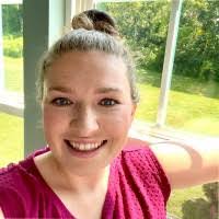 Nicole Chiarello's Instagram, Twitter & Facebook