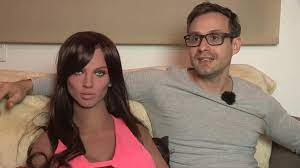 Meet Samantha, the artificially intelligent sex robot who 'REALLY likes to  be kissed' | The Sun