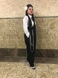 Pachucos became known for their distinguished look, dialogue, and actions. Pachuca Digie